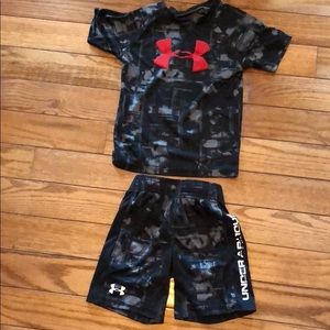 Boys under armor set